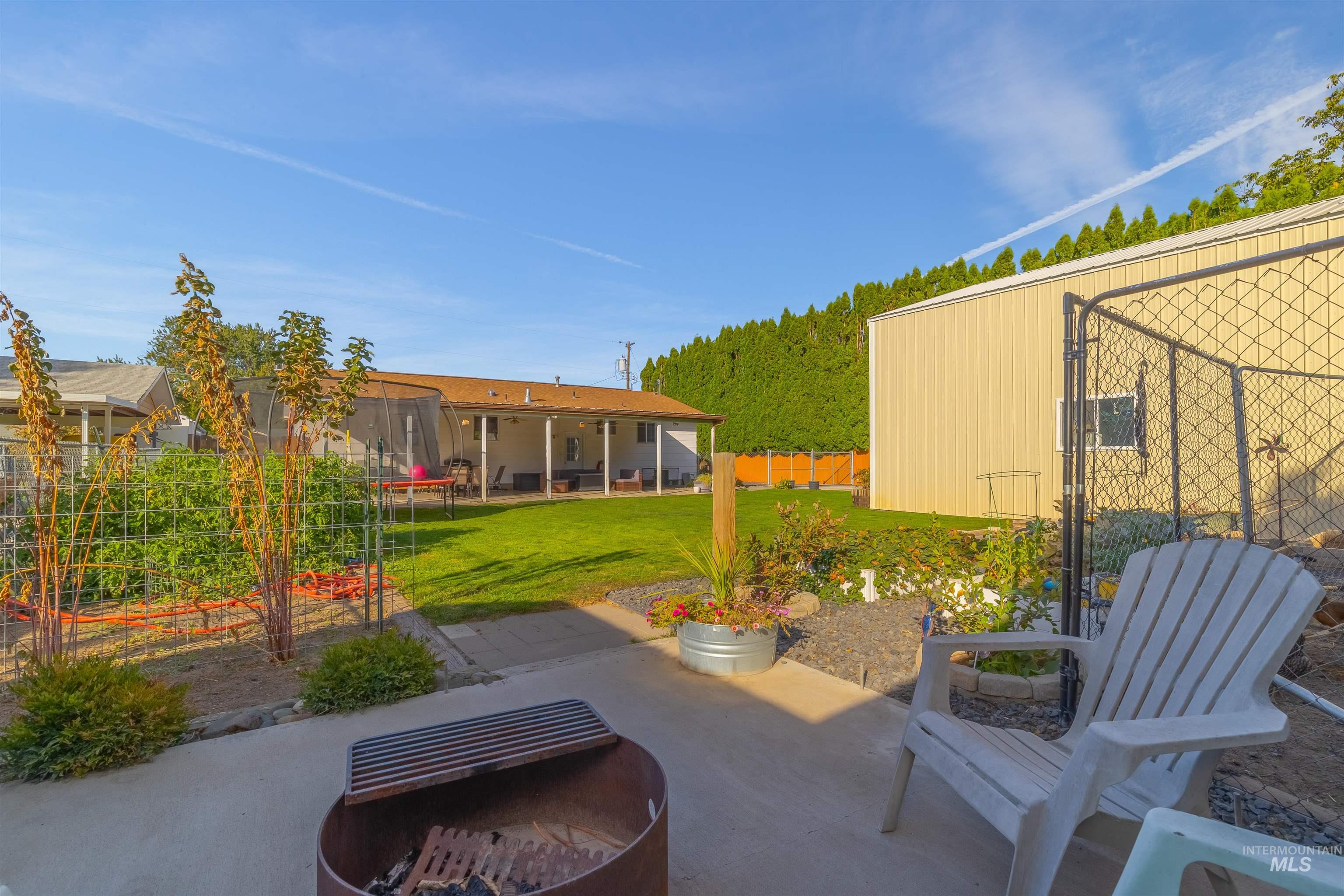 626 Airway Dr, Lewiston, Idaho 83501, 4 Bedrooms, 2 Bathrooms, Residential For Sale, Price $425,000, 98925488