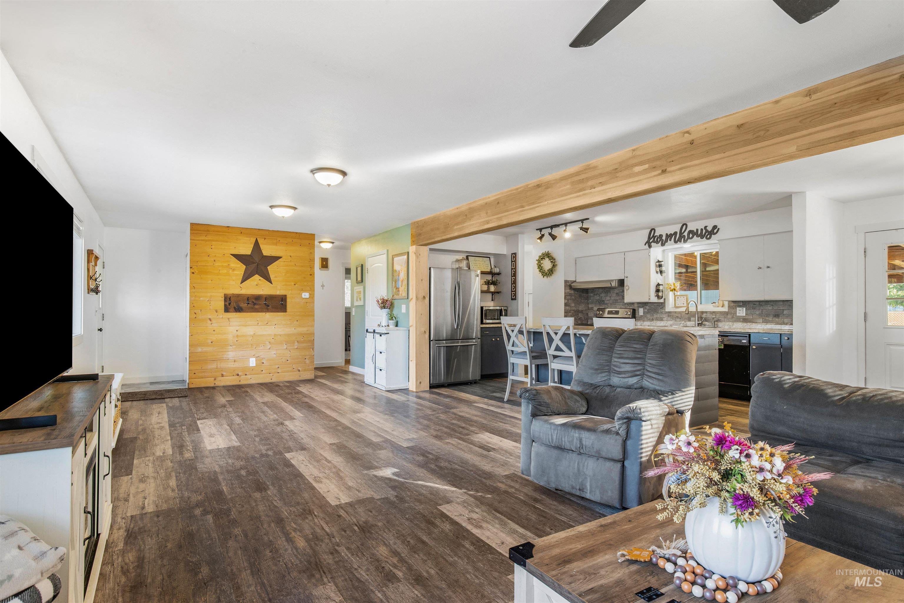 626 Airway Dr, Lewiston, Idaho 83501, 4 Bedrooms, 2 Bathrooms, Residential For Sale, Price $425,000, 98925488
