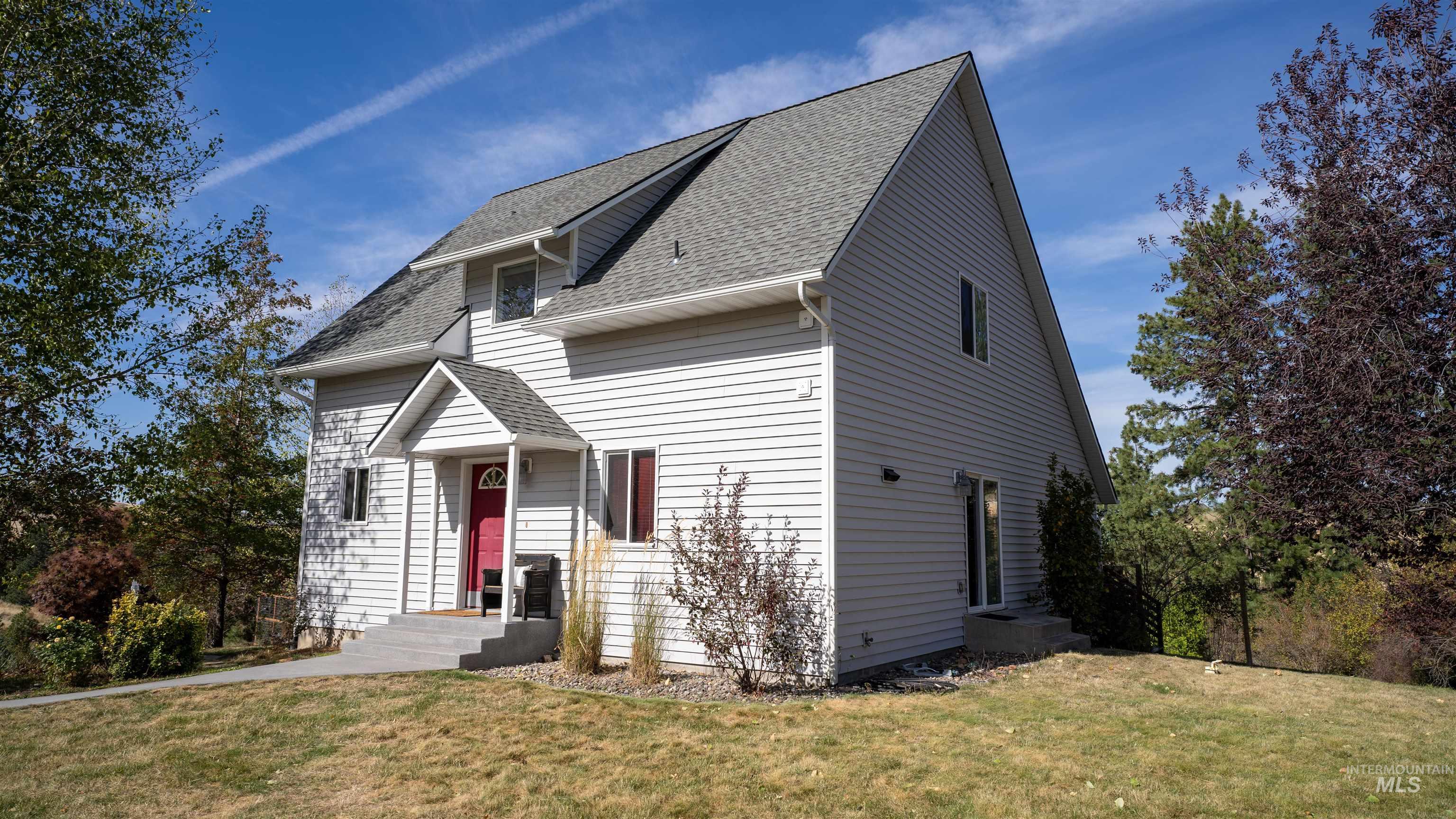 1111 Four Mile Rd, Viola, Idaho 83872, 3 Bedrooms, 2 Bathrooms, Residential For Sale, Price $804,900, 98925489