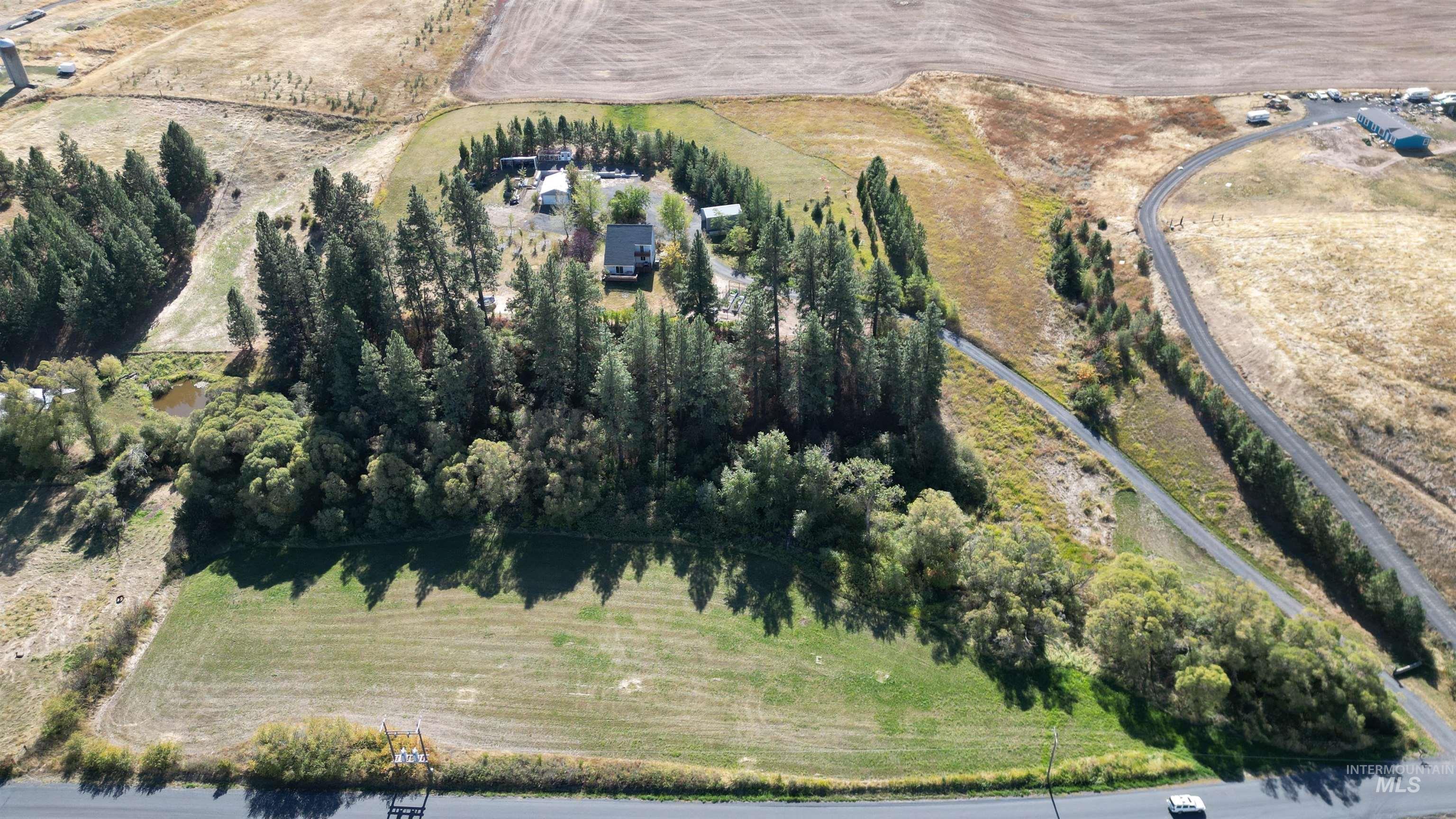 1111 Four Mile Rd, Viola, Idaho 83872, 3 Bedrooms, 2 Bathrooms, Residential For Sale, Price $804,900, 98925489