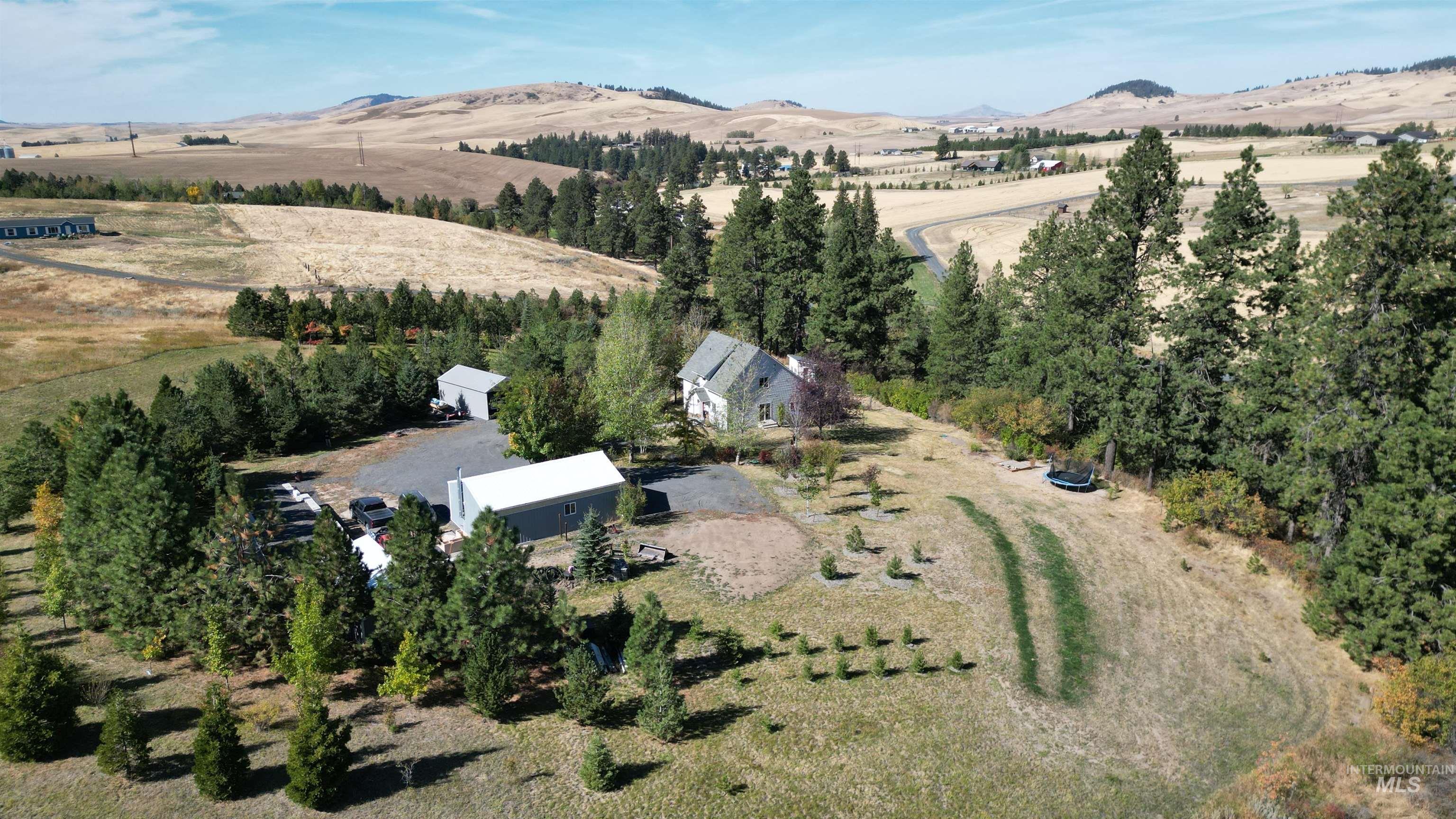 1111 Four Mile Rd, Viola, Idaho 83872, 3 Bedrooms, 2 Bathrooms, Residential For Sale, Price $804,900, 98925489