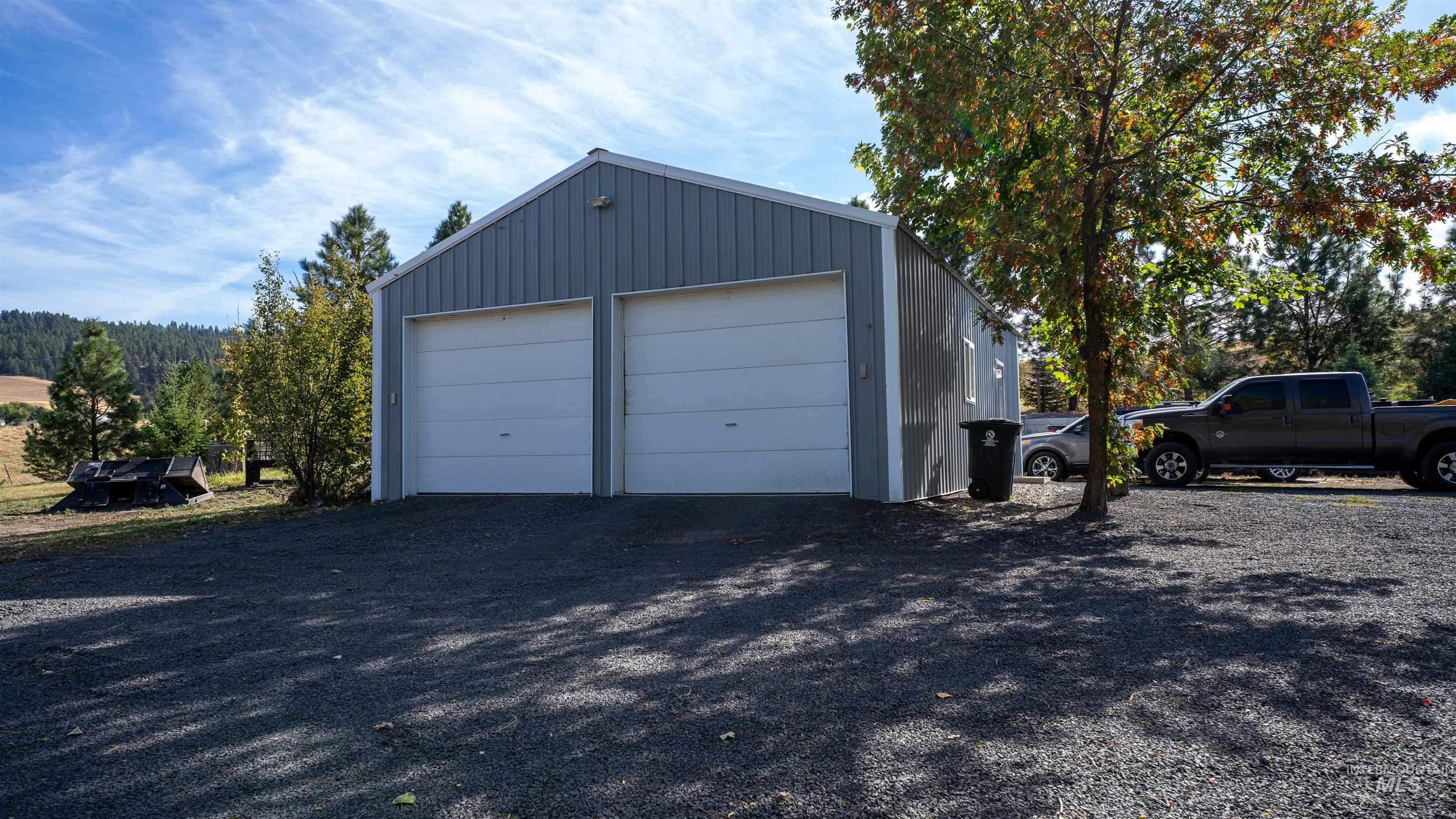 1111 Four Mile Rd, Viola, Idaho 83872, 3 Bedrooms, 2 Bathrooms, Residential For Sale, Price $804,900, 98925489