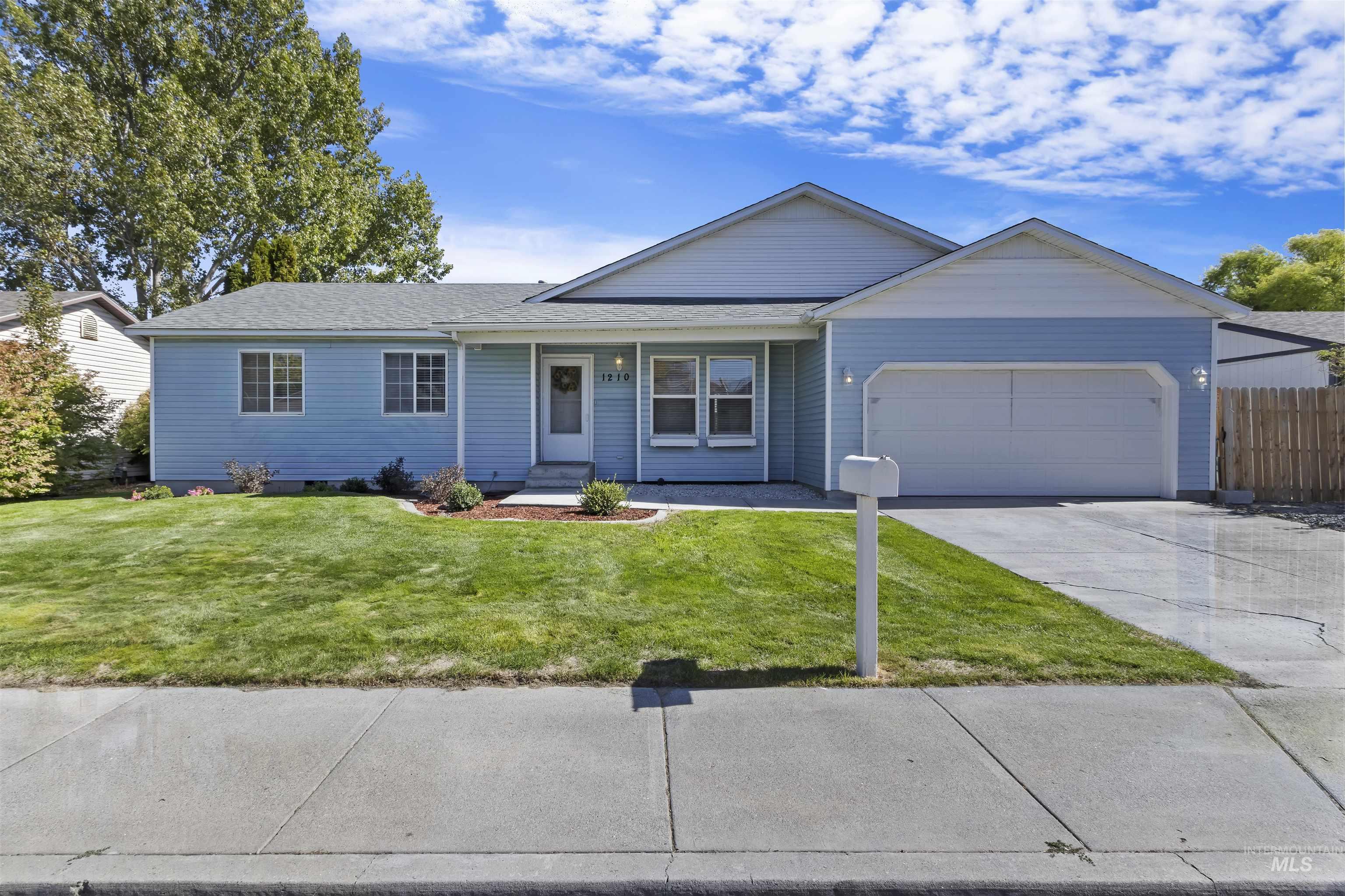1210 Blake St. N., Twin Falls, Idaho 83301, 3 Bedrooms, 2 Bathrooms, Residential For Sale, Price $315,000, 98925491