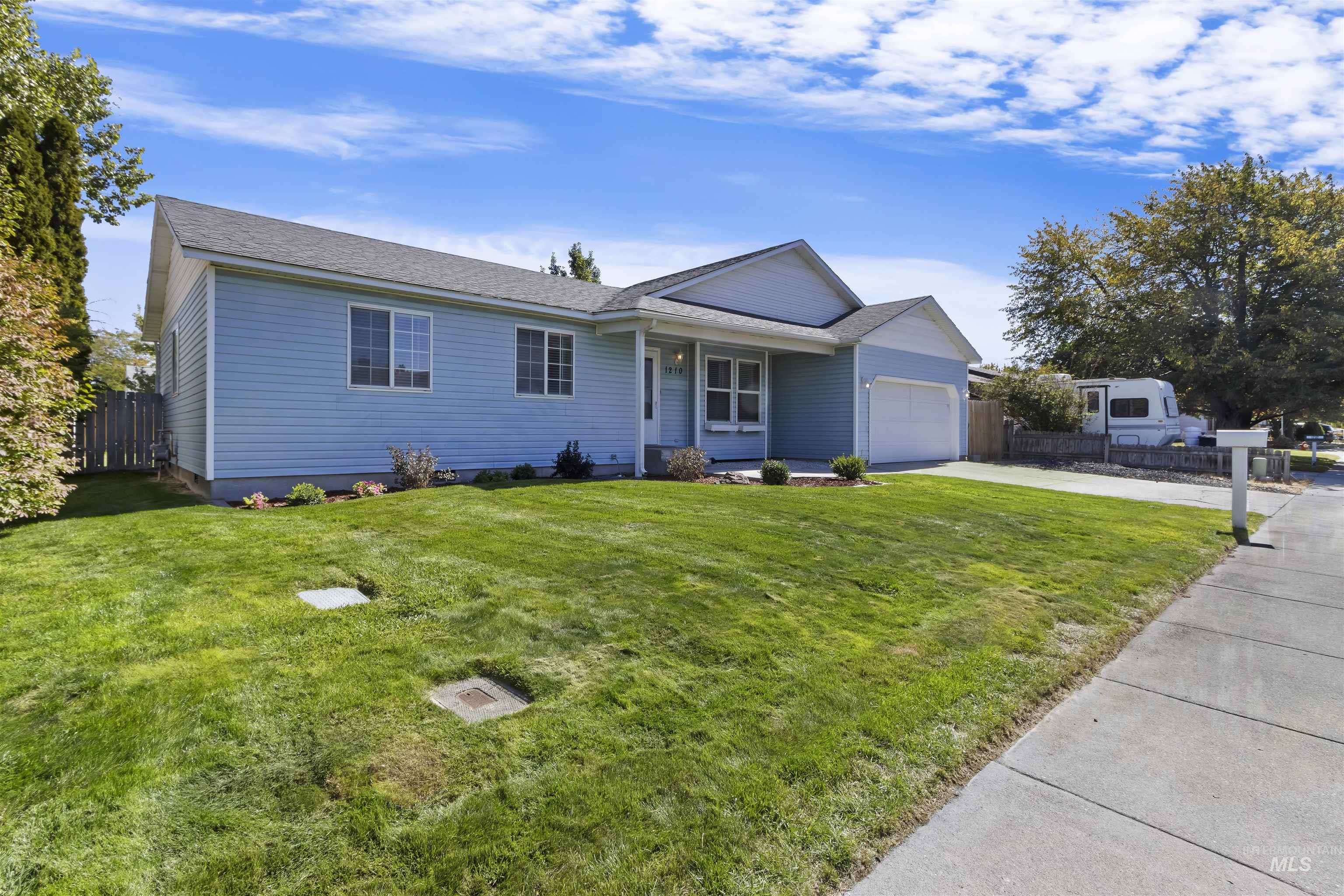 1210 Blake St. N., Twin Falls, Idaho 83301, 3 Bedrooms, 2 Bathrooms, Residential For Sale, Price $315,000, 98925491