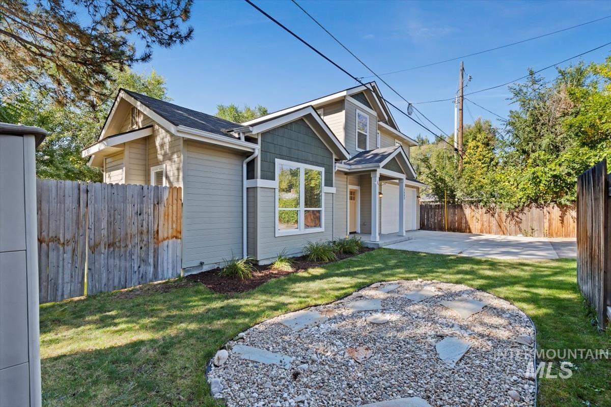 3003 W Moore St, Boise, Idaho 83702, 3 Bedrooms, 2.5 Bathrooms, Residential For Sale, Price $600,000, 98925492