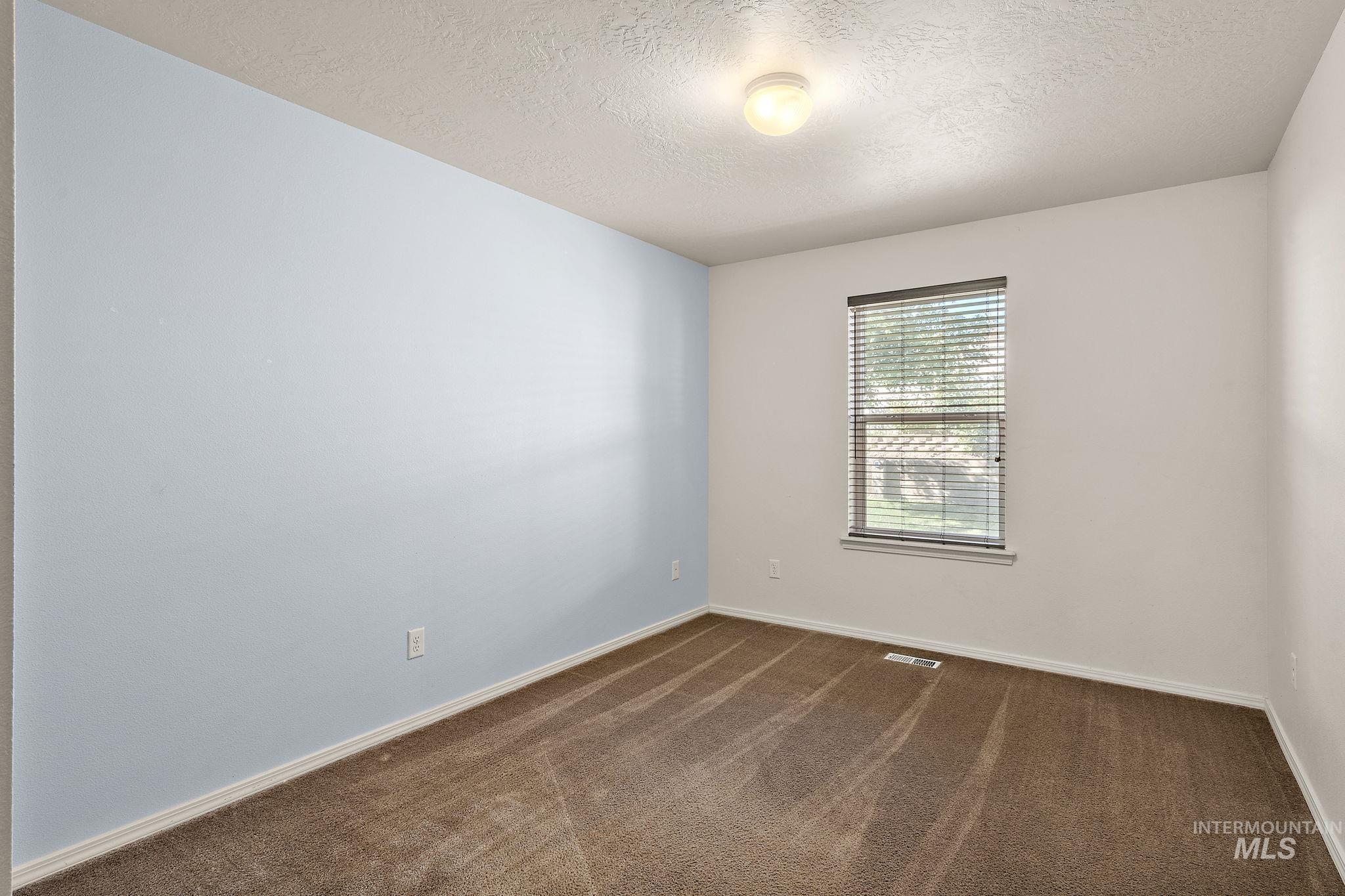 4331 N Beaham Ave, Meridian, Idaho 83646, 3 Bedrooms, 2 Bathrooms, Residential For Sale, Price $400,000, 98925493