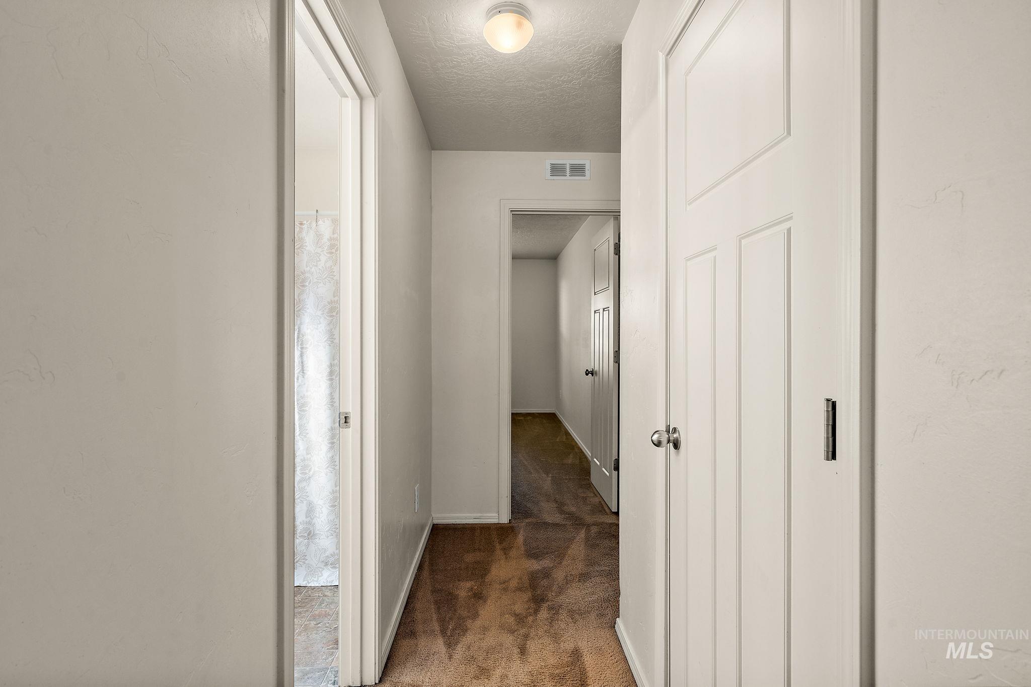 4331 N Beaham Ave, Meridian, Idaho 83646, 3 Bedrooms, 2 Bathrooms, Residential For Sale, Price $400,000, 98925493