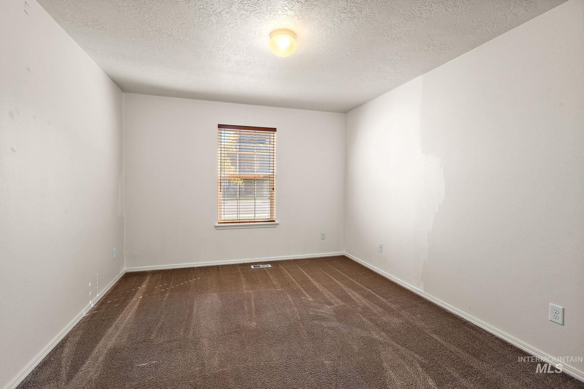 4331 N Beaham Ave, Meridian, Idaho 83646, 3 Bedrooms, 2 Bathrooms, Residential For Sale, Price $400,000, 98925493