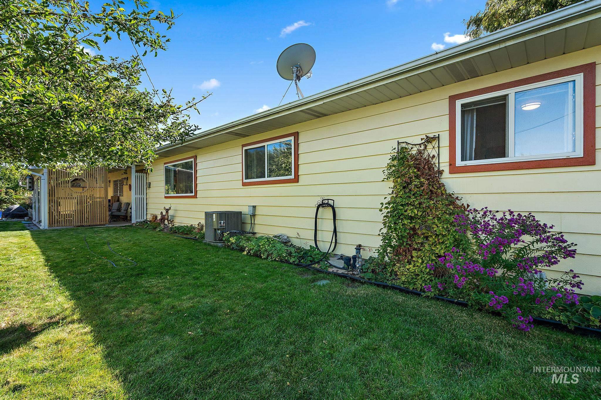 5120 W Cassia Street, Boise, Idaho 83705, 3 Bedrooms, 1 Bathroom, Residential For Sale, Price $419,999, 98925495