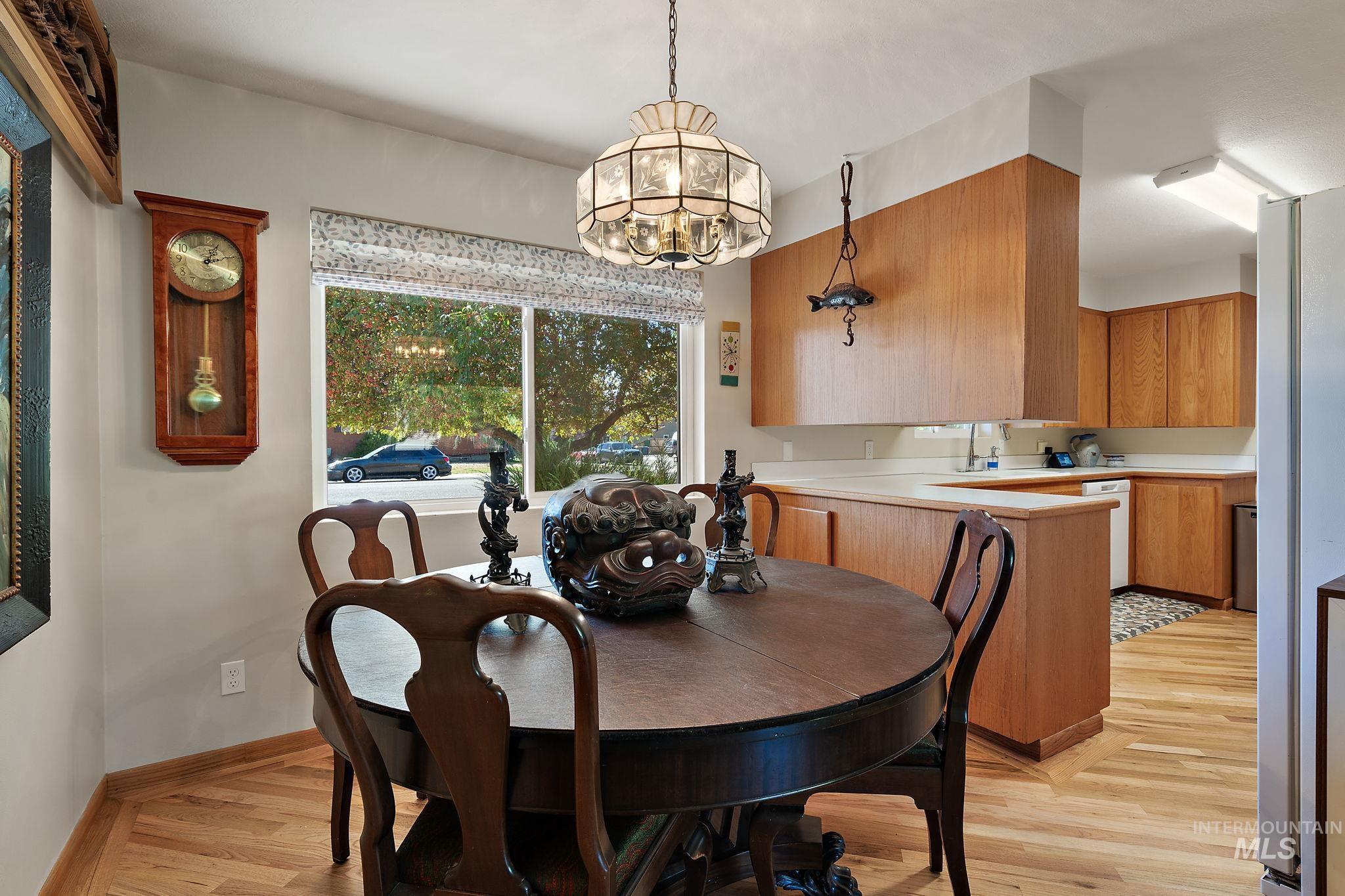 5120 W Cassia Street, Boise, Idaho 83705, 3 Bedrooms, 1 Bathroom, Residential For Sale, Price $419,999, 98925495