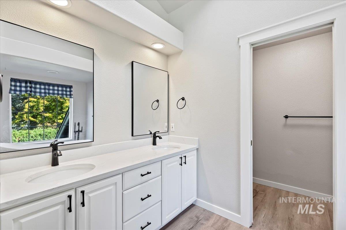 10348 W Burntwood Ct, Boise, Idaho 83704, 3 Bedrooms, 2.5 Bathrooms, Residential For Sale, Price $659,900, 98925499