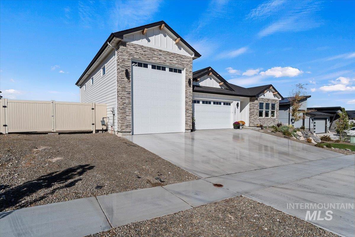 13281 S Grace Point Way, Nampa, Idaho 83686, 3 Bedrooms, 2 Bathrooms, Residential For Sale, Price $685,000, 98925500