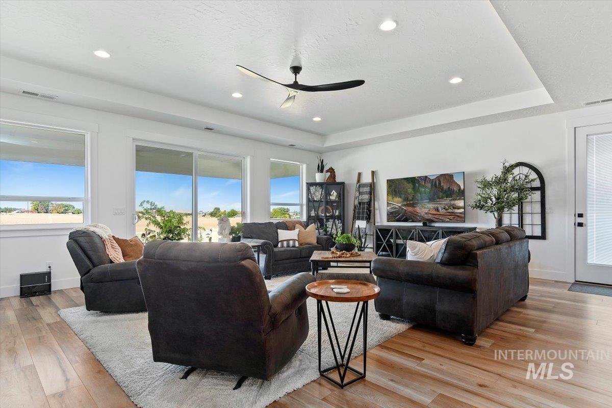 13281 S Grace Point Way, Nampa, Idaho 83686, 3 Bedrooms, 2 Bathrooms, Residential For Sale, Price $685,000, 98925500