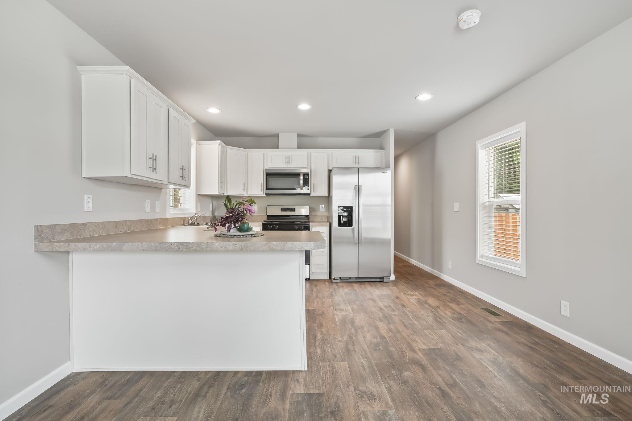 915 S Curtis Rd #78, Boise, Idaho 83705, 2 Bedrooms, 1 Bathroom, Residential For Sale, Price $99,900, 98925501