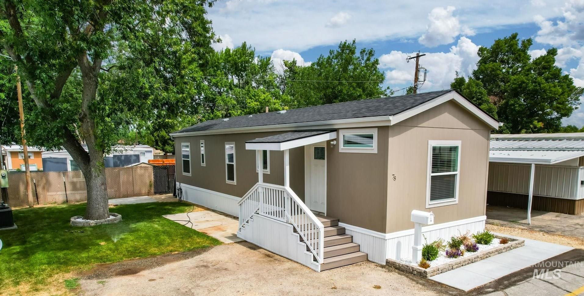 915 S Curtis Rd #78, Boise, Idaho 83705, 2 Bedrooms, 1 Bathroom, Residential For Sale, Price $99,900, 98925501