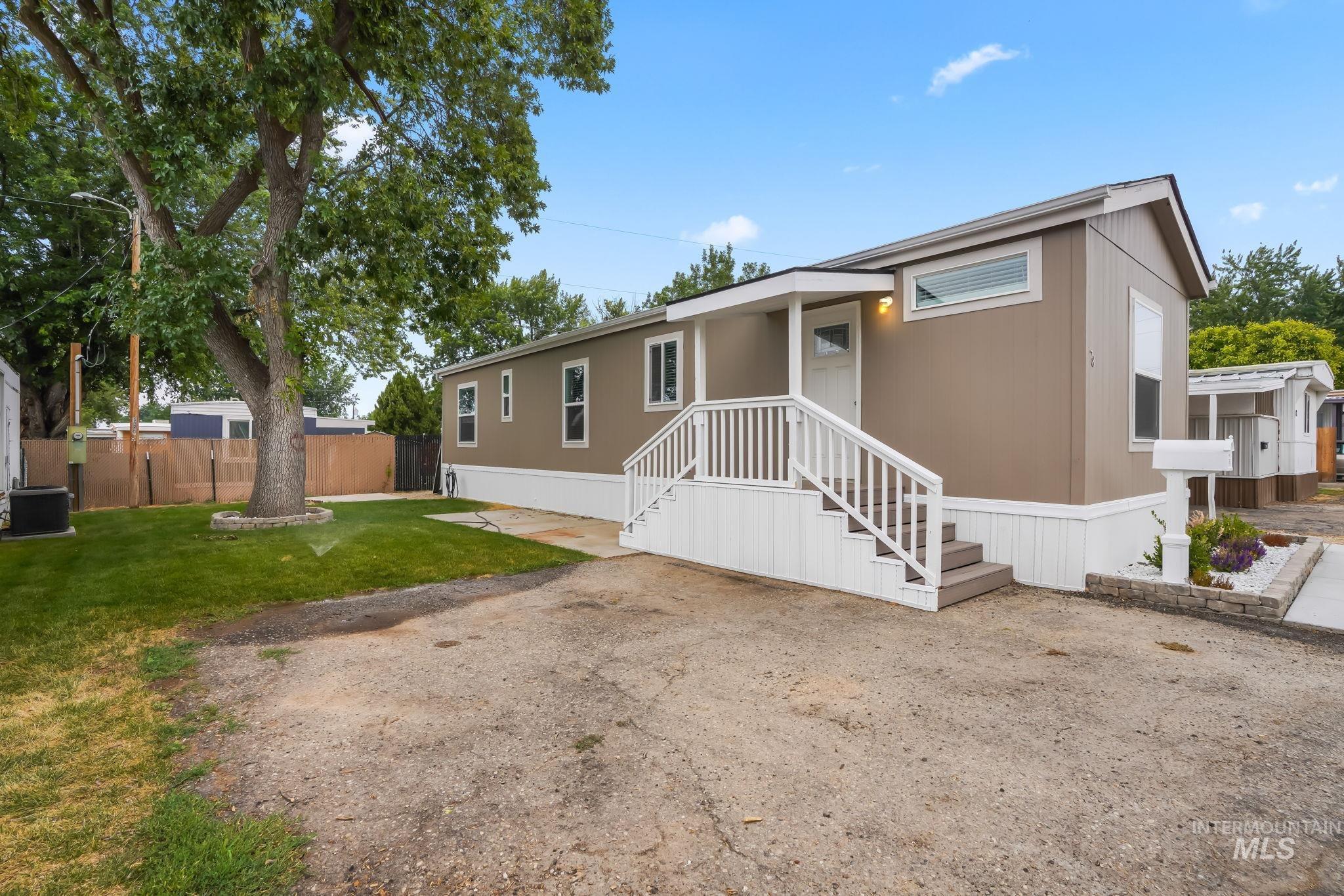 915 S Curtis Rd #78, Boise, Idaho 83705, 2 Bedrooms, 1 Bathroom, Residential For Sale, Price $99,900, 98925501