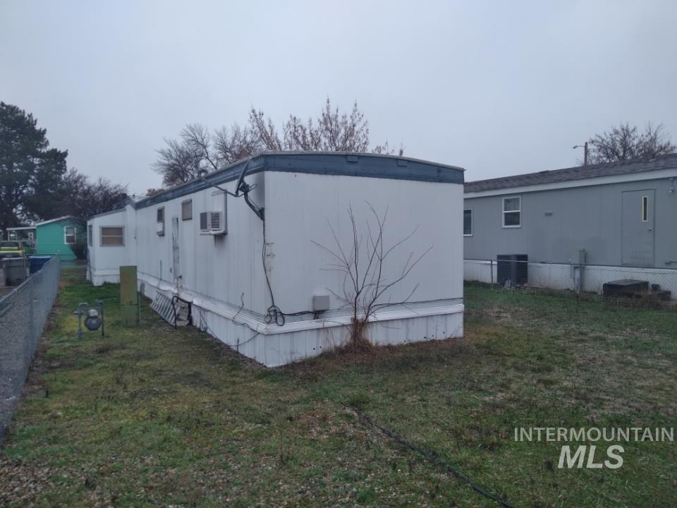 1420 N Oakwood, Boise, Idaho 83704, 2 Bedrooms, 1 Bathroom, Residential For Sale, Price $30,000, 98925502