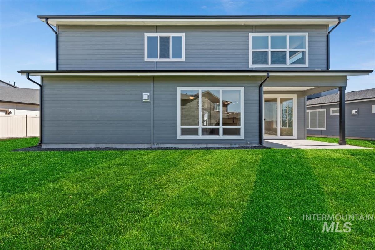 6043 S Corsican, Meridian, Idaho 83642-0000, 4 Bedrooms, 2.5 Bathrooms, Residential For Sale, Price $539,900, 98925503
