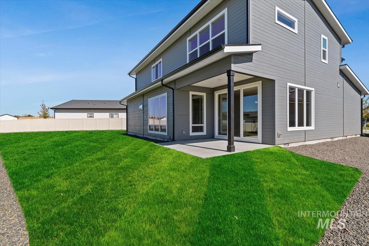 6043 S Corsican, Meridian, Idaho 83642-0000, 4 Bedrooms, 2.5 Bathrooms, Residential For Sale, Price $539,900, 98925503