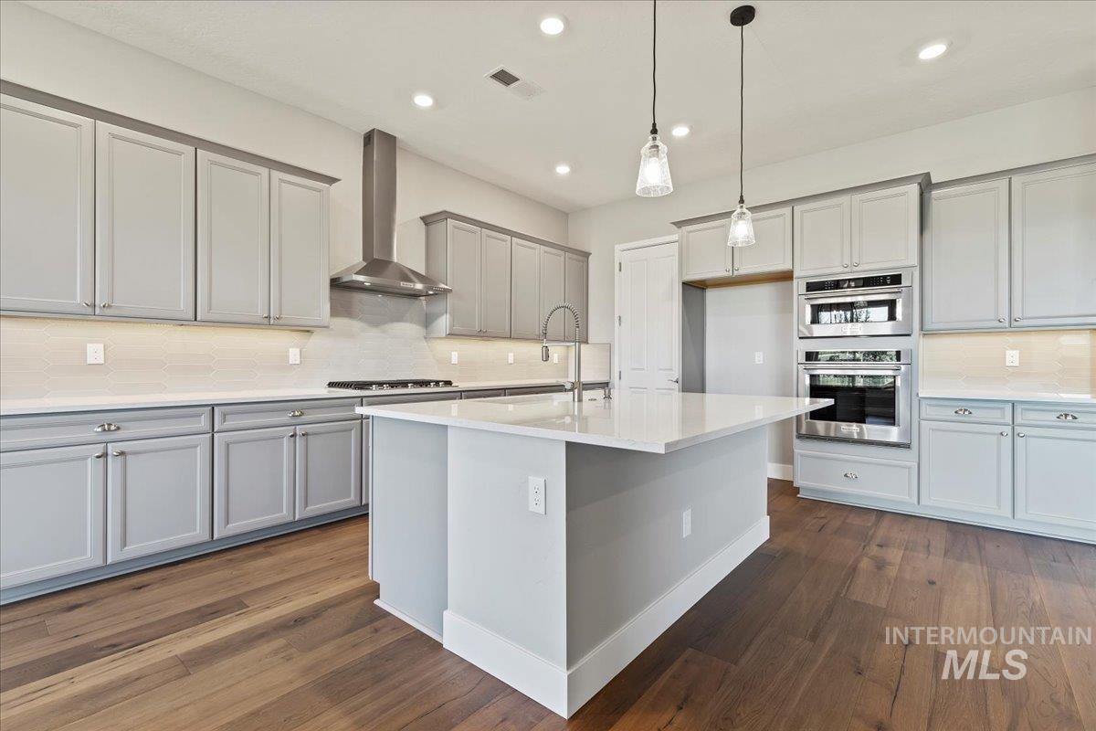 12124 W Kind Ln, Kuna, Idaho 83634, 3 Bedrooms, 2.5 Bathrooms, Residential For Sale, Price $884,815, 98925504