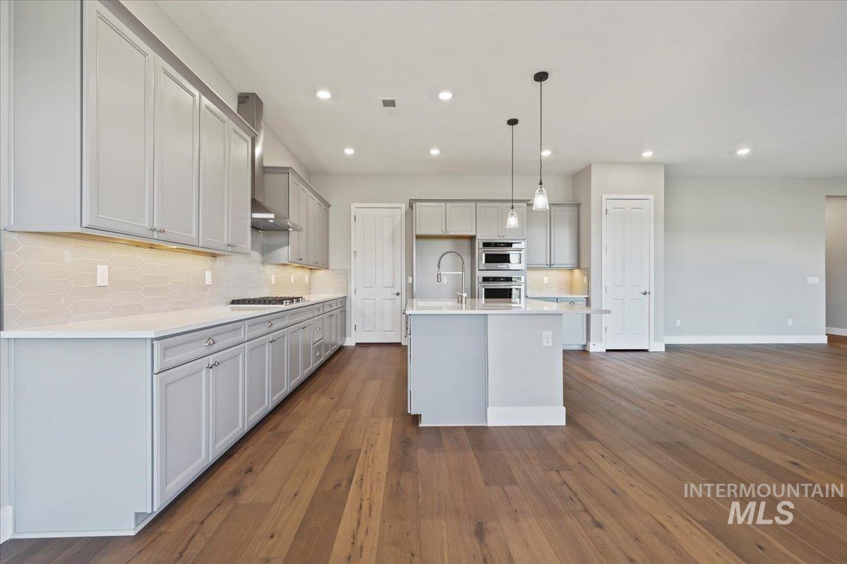 12124 W Kind Ln, Kuna, Idaho 83634, 3 Bedrooms, 2.5 Bathrooms, Residential For Sale, Price $884,815, 98925504