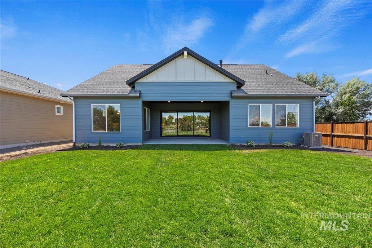 12124 W Kind Ln, Kuna, Idaho 83634, 3 Bedrooms, 2.5 Bathrooms, Residential For Sale, Price $884,815, 98925504