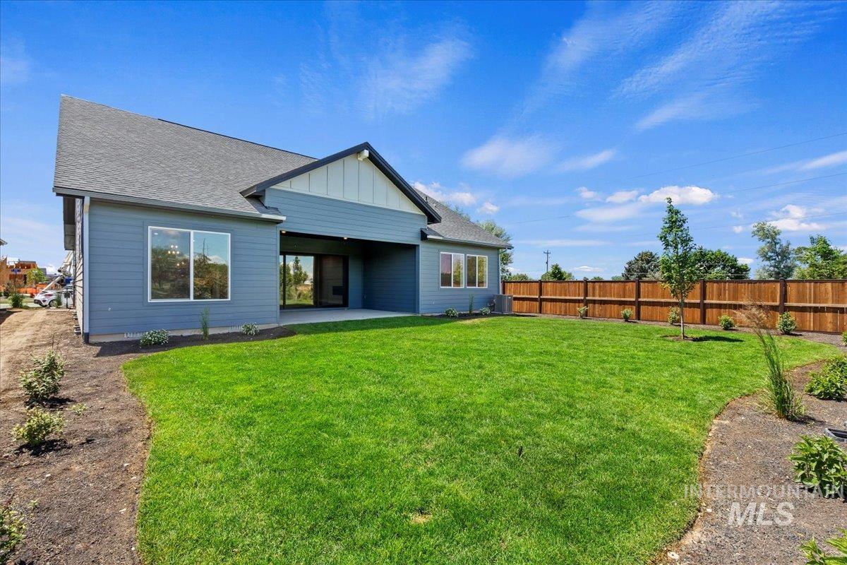 12124 W Kind Ln, Kuna, Idaho 83634, 3 Bedrooms, 2.5 Bathrooms, Residential For Sale, Price $884,815, 98925504