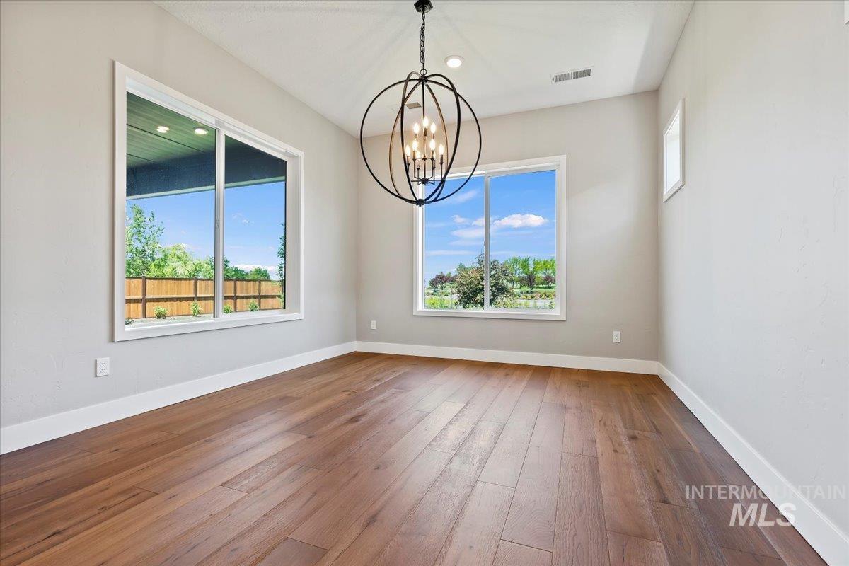 12124 W Kind Ln, Kuna, Idaho 83634, 3 Bedrooms, 2.5 Bathrooms, Residential For Sale, Price $884,815, 98925504