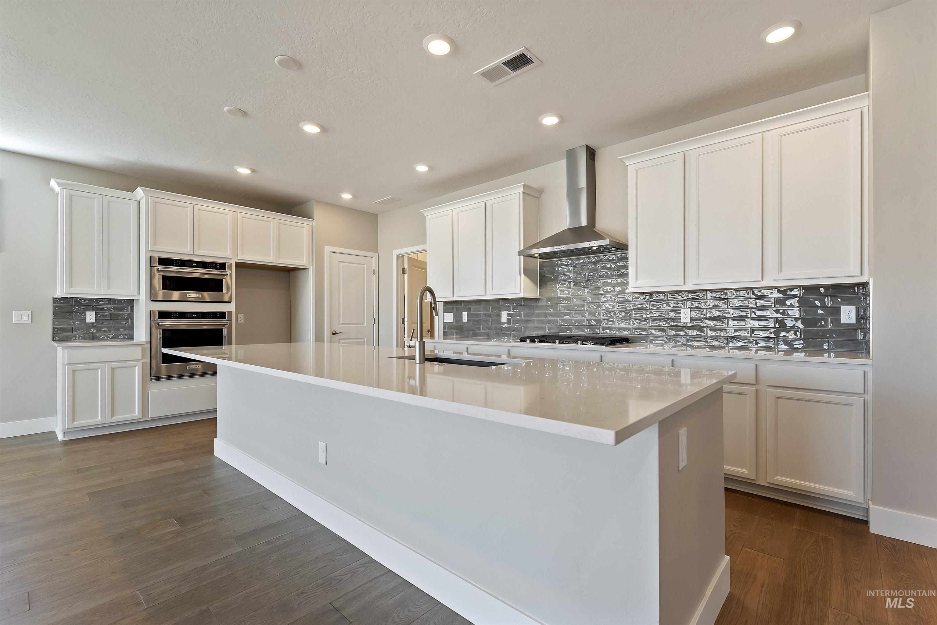 11994 W Artillery Ln, Kuna, Idaho 83634, 3 Bedrooms, 2 Bathrooms, Residential For Sale, Price $662,161, 98925505