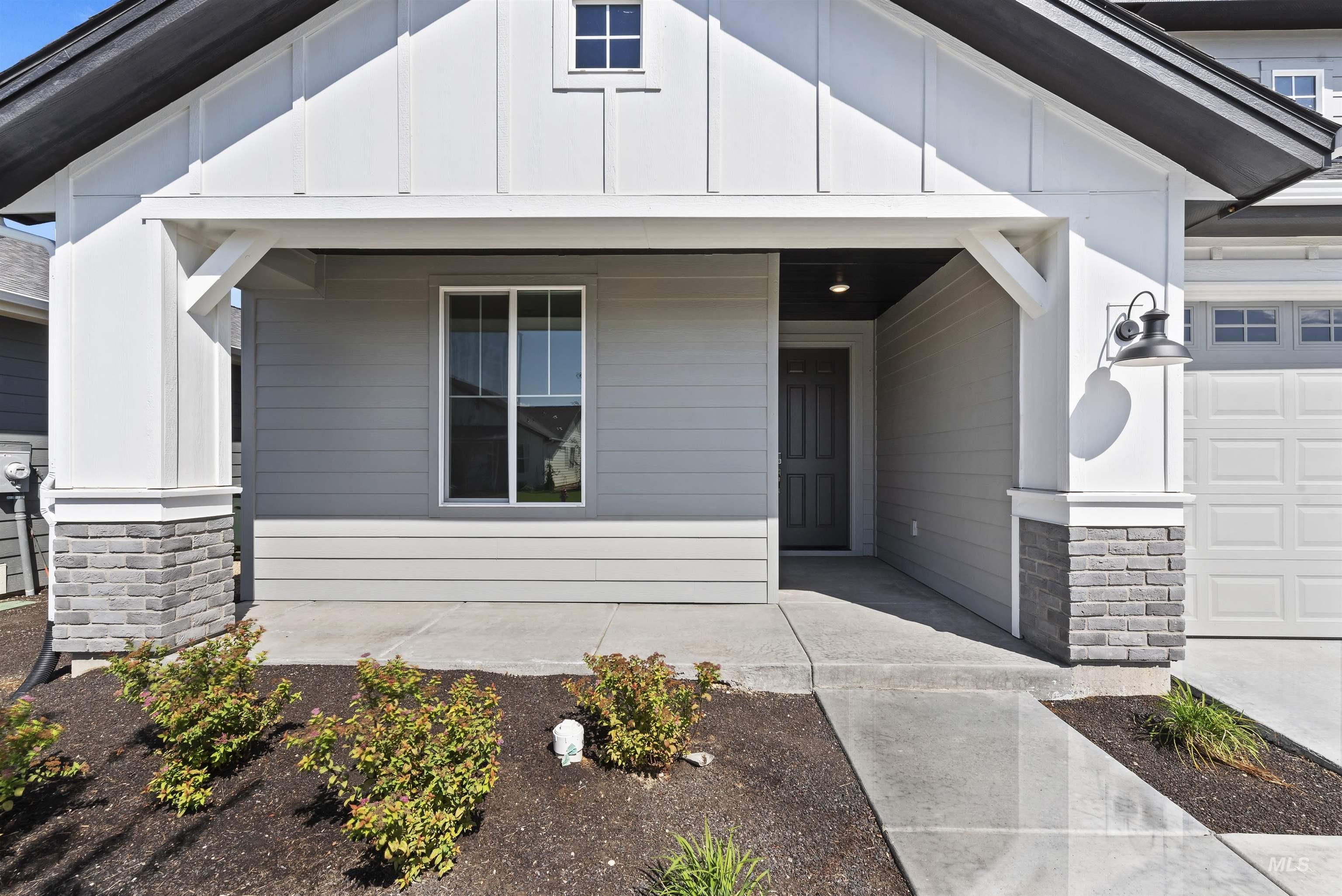 11994 W Artillery Ln, Kuna, Idaho 83634, 3 Bedrooms, 2 Bathrooms, Residential For Sale, Price $662,161, 98925505