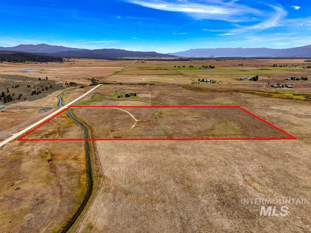 13229 Finlandia, Donnelly, Idaho 83615, Land For Sale, Price $449,000,MLS 98925506