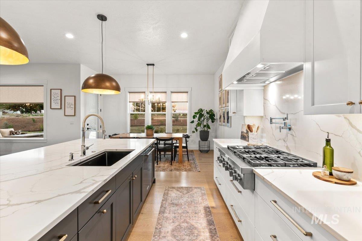 15016 Snow Mountain Dr, Caldwell, Idaho 83607, 4 Bedrooms, 2.5 Bathrooms, Residential For Sale, Price $1,225,000, 98925507
