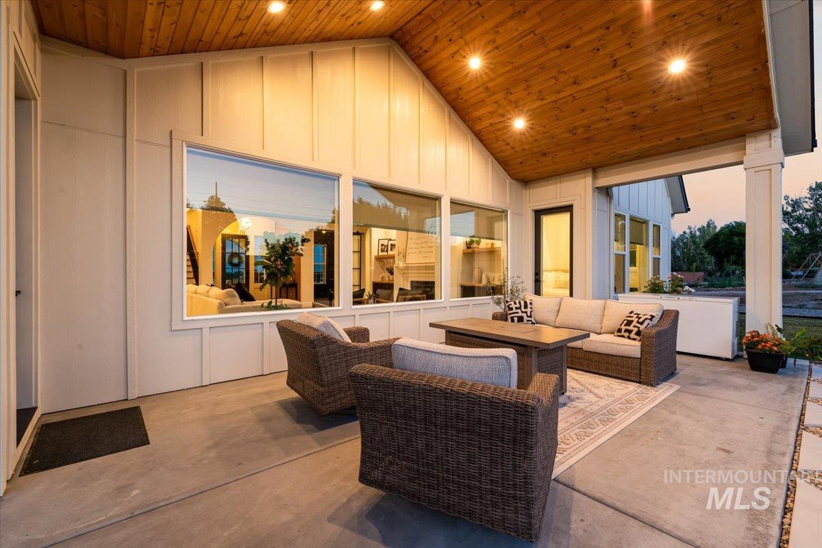 15016 Snow Mountain Dr, Caldwell, Idaho 83607, 4 Bedrooms, 2.5 Bathrooms, Residential For Sale, Price $1,225,000, 98925507