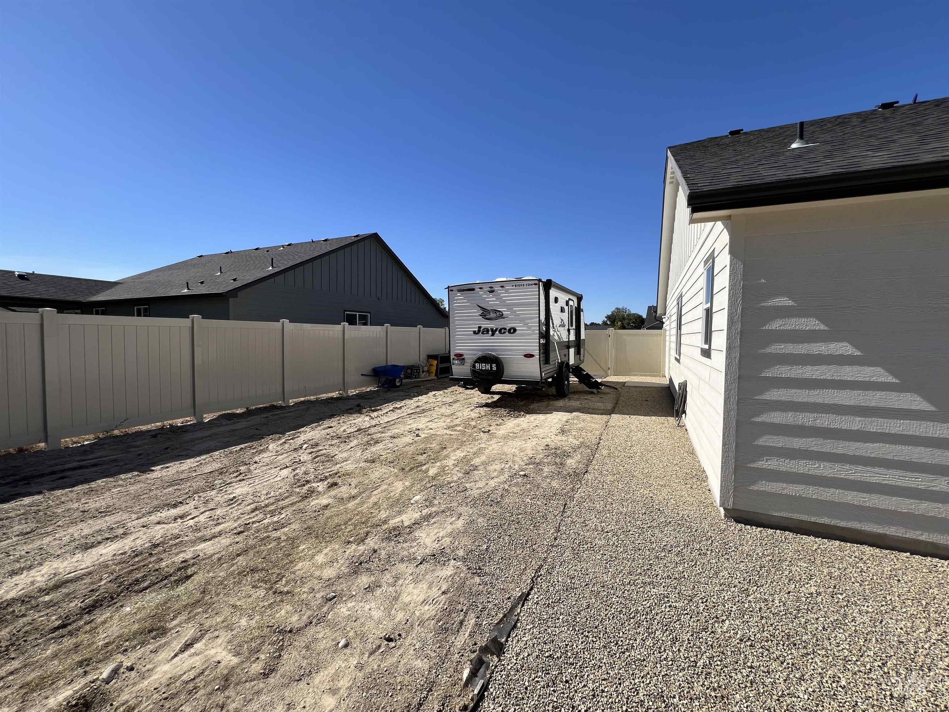 520 Bolson pl, Caldwell, Idaho 83605, 3 Bedrooms, 2 Bathrooms, Residential For Sale, Price $402,500, 98925511