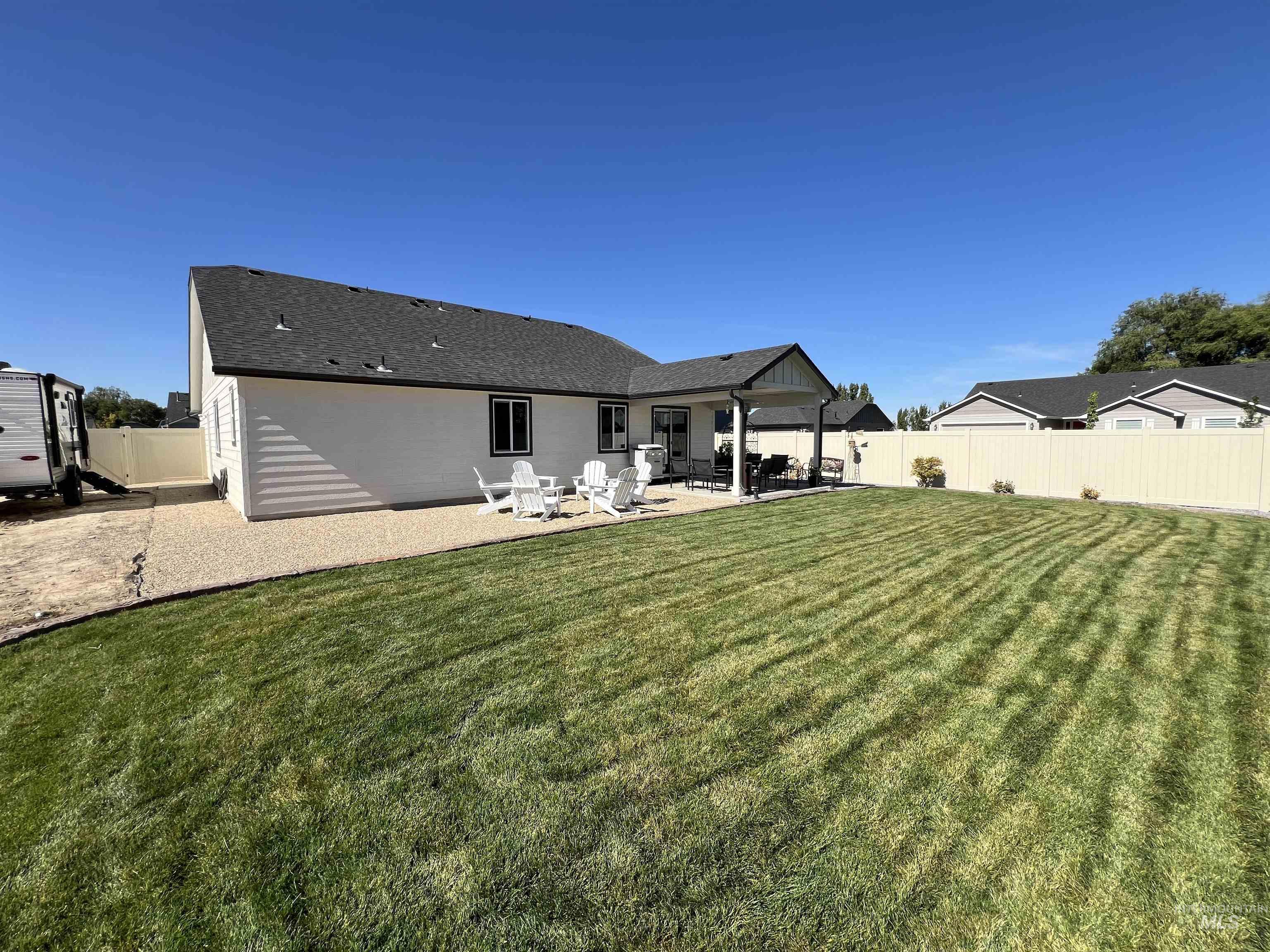 520 Bolson pl, Caldwell, Idaho 83605, 3 Bedrooms, 2 Bathrooms, Residential For Sale, Price $402,500, 98925511