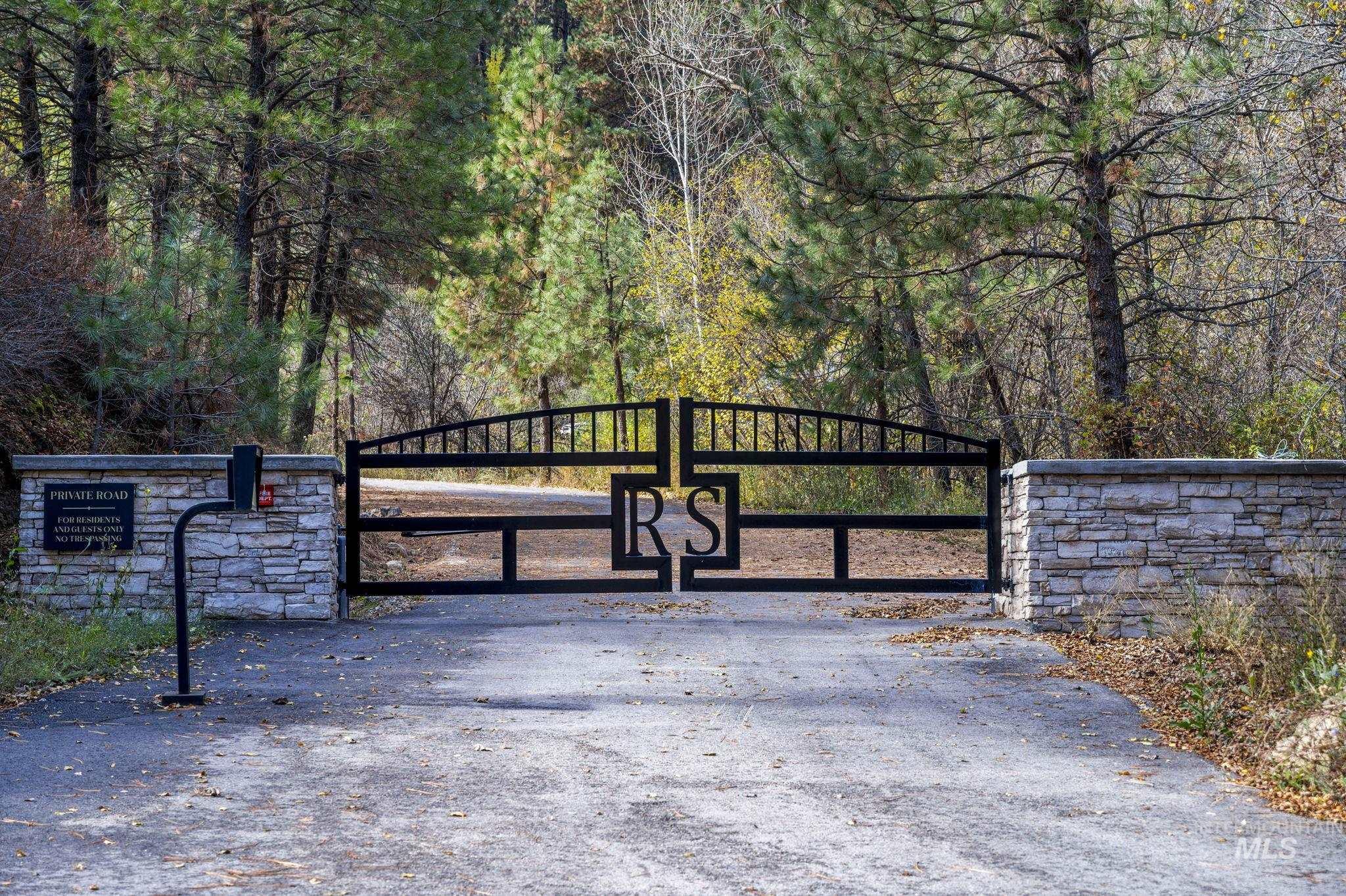 47 Robie Springs Rd, Boise, Idaho 83716, 4 Bedrooms, 3 Bathrooms, Residential For Sale, Price $4,250,000, 98925516