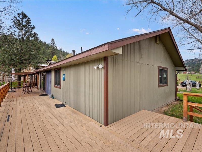33 Mores Creek Cir, Boise, Idaho 83716, 3 Bedrooms, 2 Bathrooms, Rental For Rent, Price $2,850, 98925518