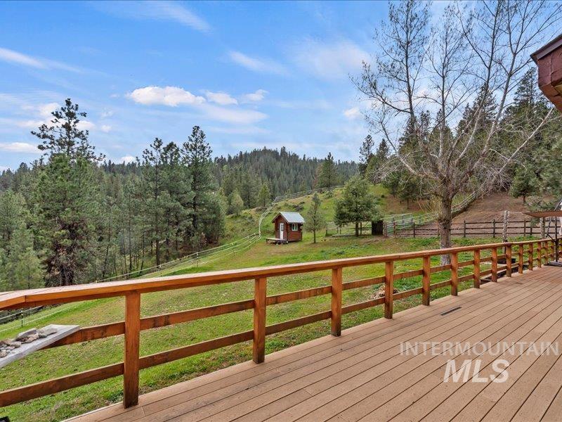 33 Mores Creek Cir, Boise, Idaho 83716, 3 Bedrooms, 2 Bathrooms, Rental For Rent, Price $2,850, 98925518
