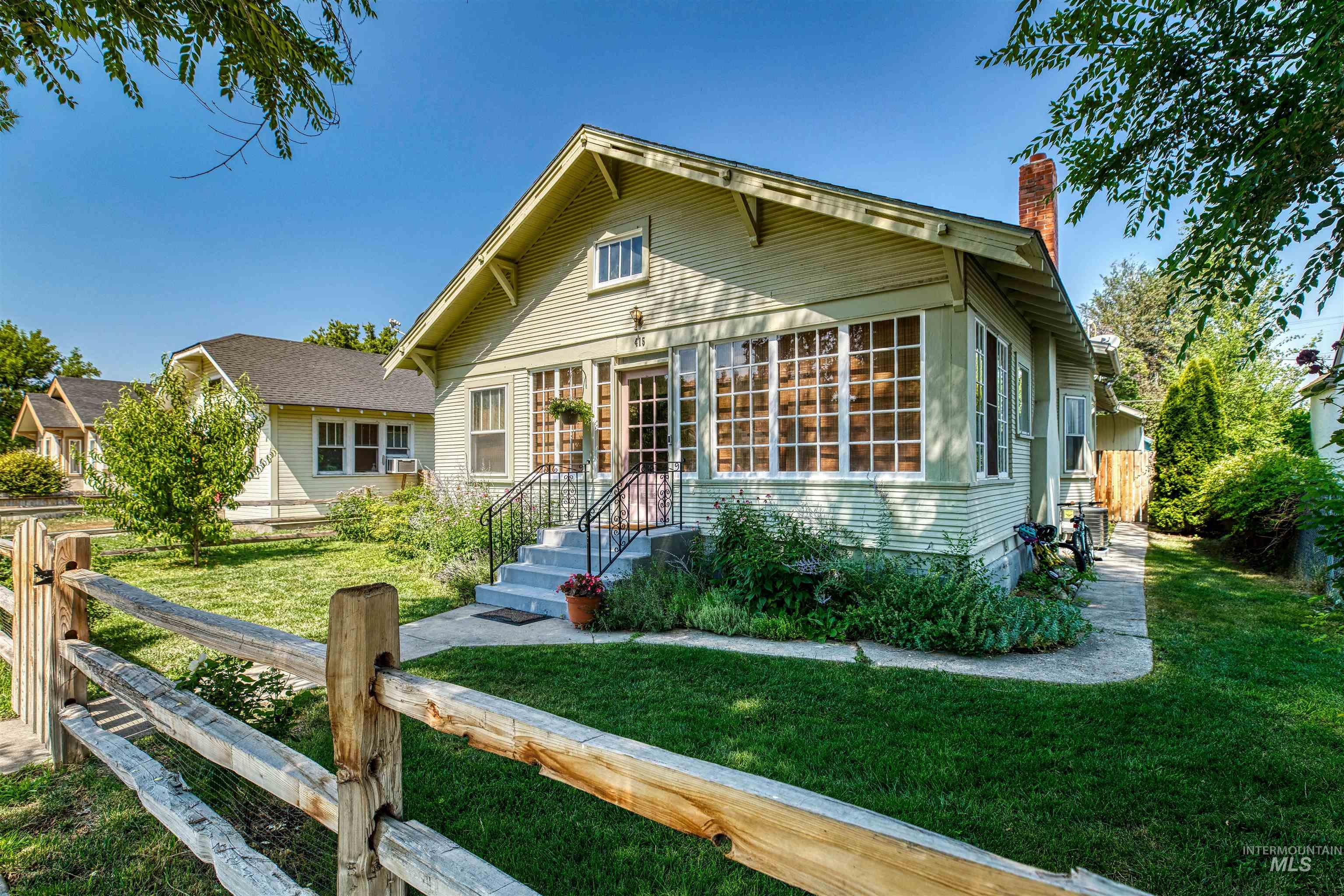 415 14th Ave S, Nampa, Idaho 83651, 4 Bedrooms, 2 Bathrooms, Residential For Sale, Price $499,900, 98925522