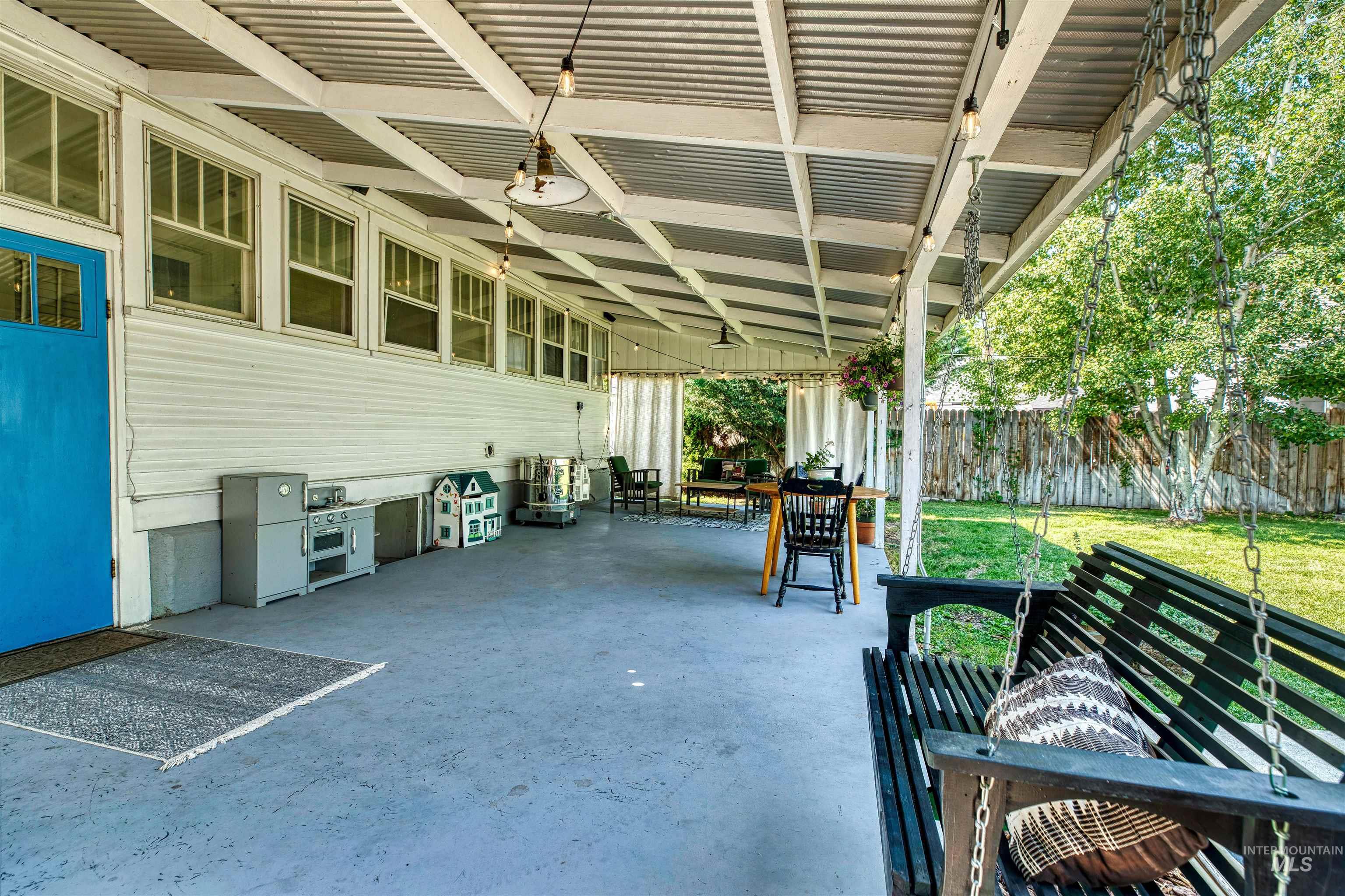 415 14th Ave S, Nampa, Idaho 83651, 4 Bedrooms, 2 Bathrooms, Residential For Sale, Price $499,900, 98925522
