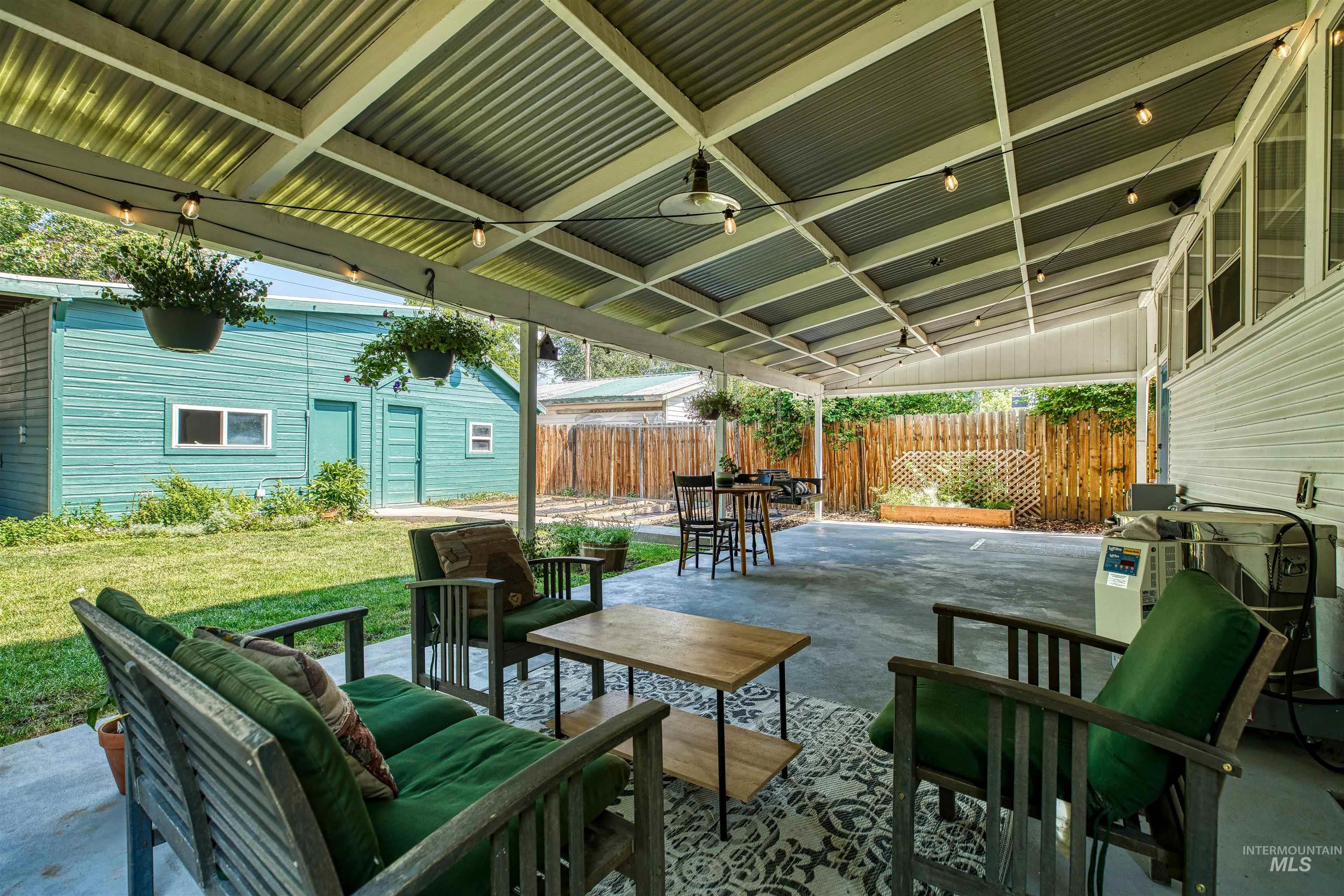 415 14th Ave S, Nampa, Idaho 83651, 4 Bedrooms, 2 Bathrooms, Residential For Sale, Price $499,900, 98925522