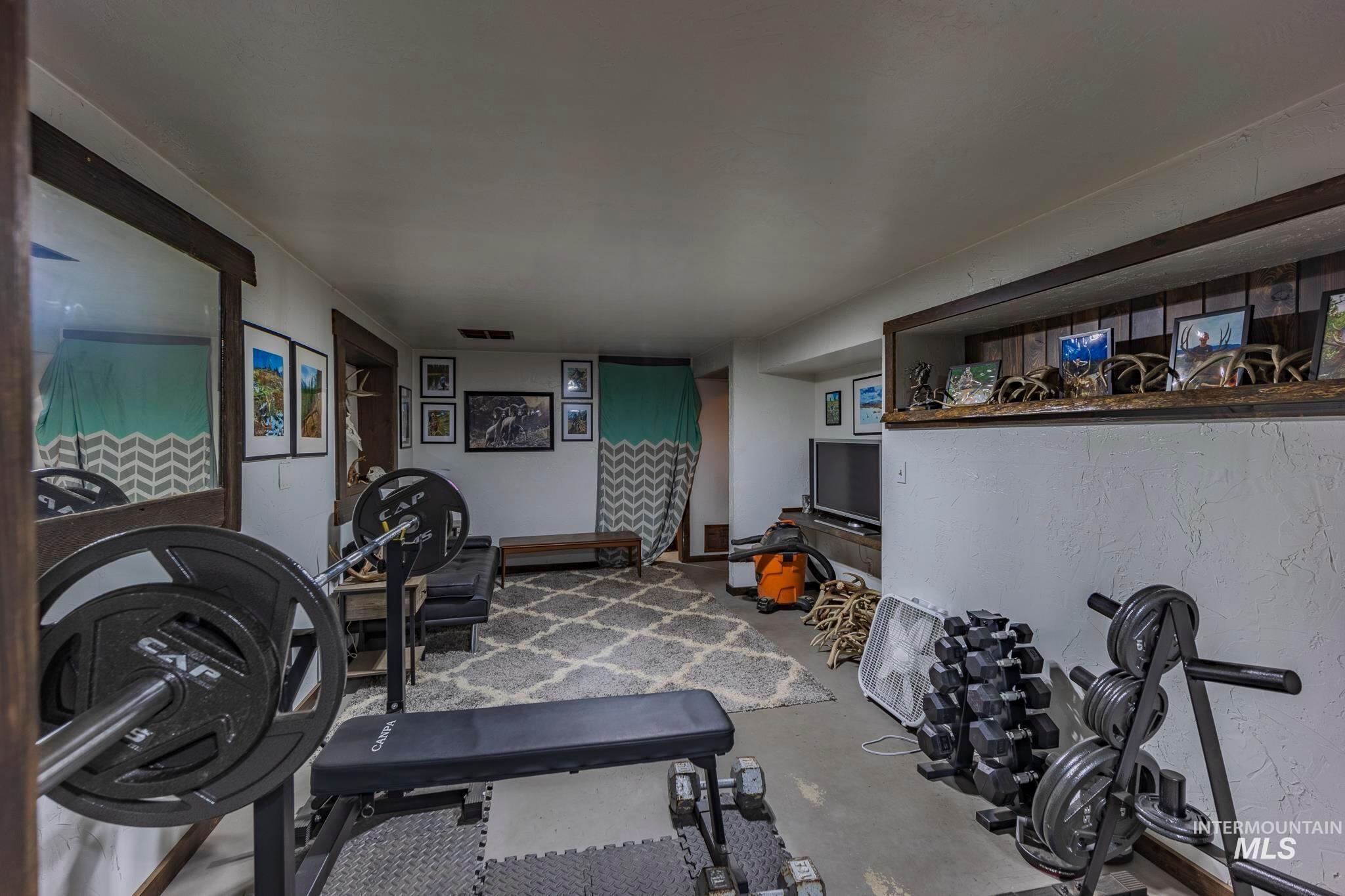 267 Black Tail Lane, Grangeville, Idaho 83530, 3 Bedrooms, 2 Bathrooms, Residential For Sale, Price $549,000, 98925523