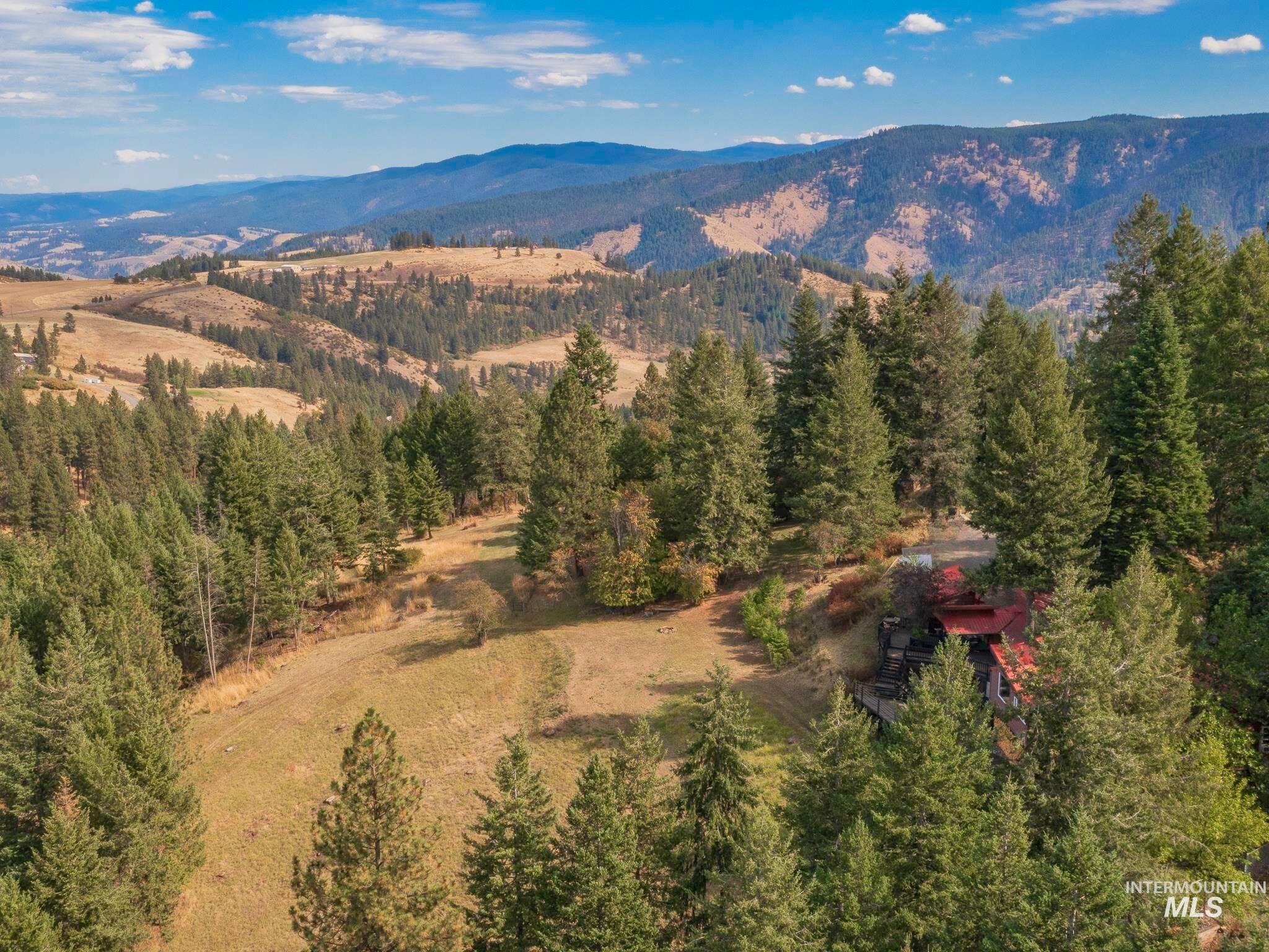267 Black Tail Lane, Grangeville, Idaho 83530, 3 Bedrooms, 2 Bathrooms, Residential For Sale, Price $549,000, 98925523