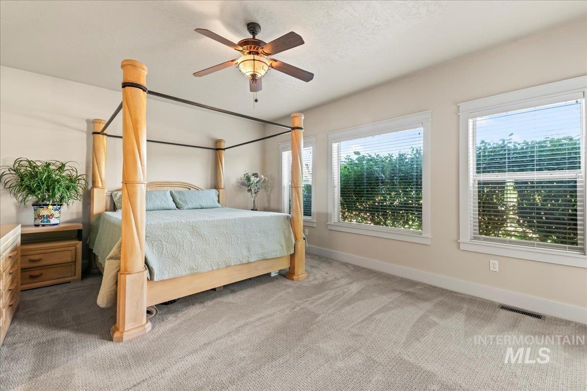 10170 W Broadford Drive, Star, Idaho 83669, 3 Bedrooms, 2 Bathrooms, Residential For Sale, Price $599,900, 98925524