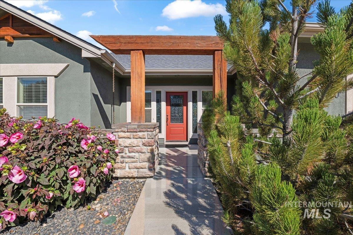 10170 W Broadford Drive, Star, Idaho 83669, 3 Bedrooms, 2 Bathrooms, Residential For Sale, Price $599,900, 98925524