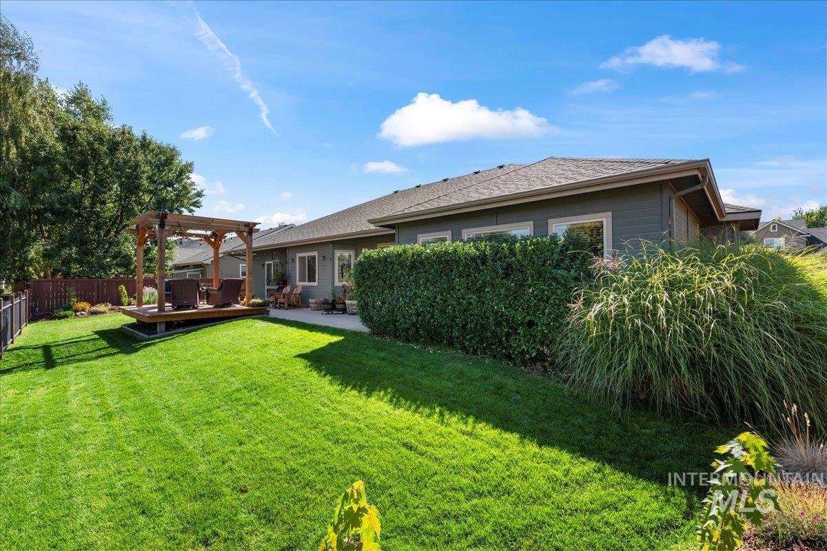 10170 W Broadford Drive, Star, Idaho 83669, 3 Bedrooms, 2 Bathrooms, Residential For Sale, Price $599,900, 98925524
