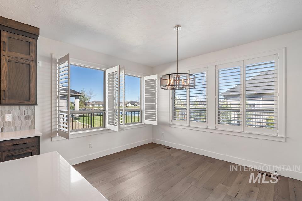 10084 W Golden Rain St., Star, Idaho 83669, 6 Bedrooms, 4 Bathrooms, Residential For Sale, Price $895,000, 98925525
