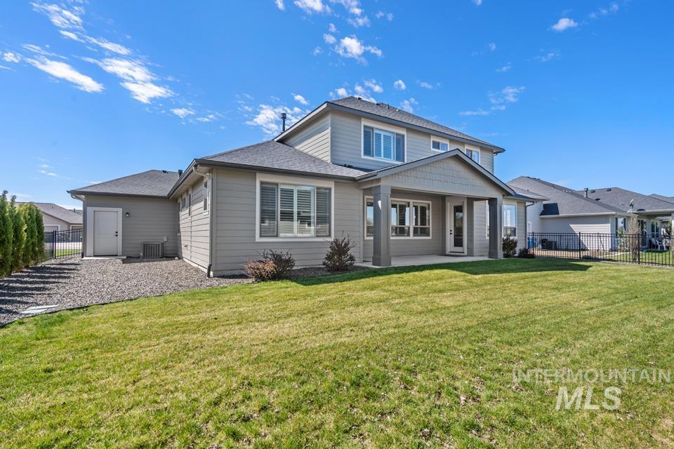 10084 W Golden Rain St., Star, Idaho 83669, 6 Bedrooms, 4 Bathrooms, Residential For Sale, Price $895,000, 98925525