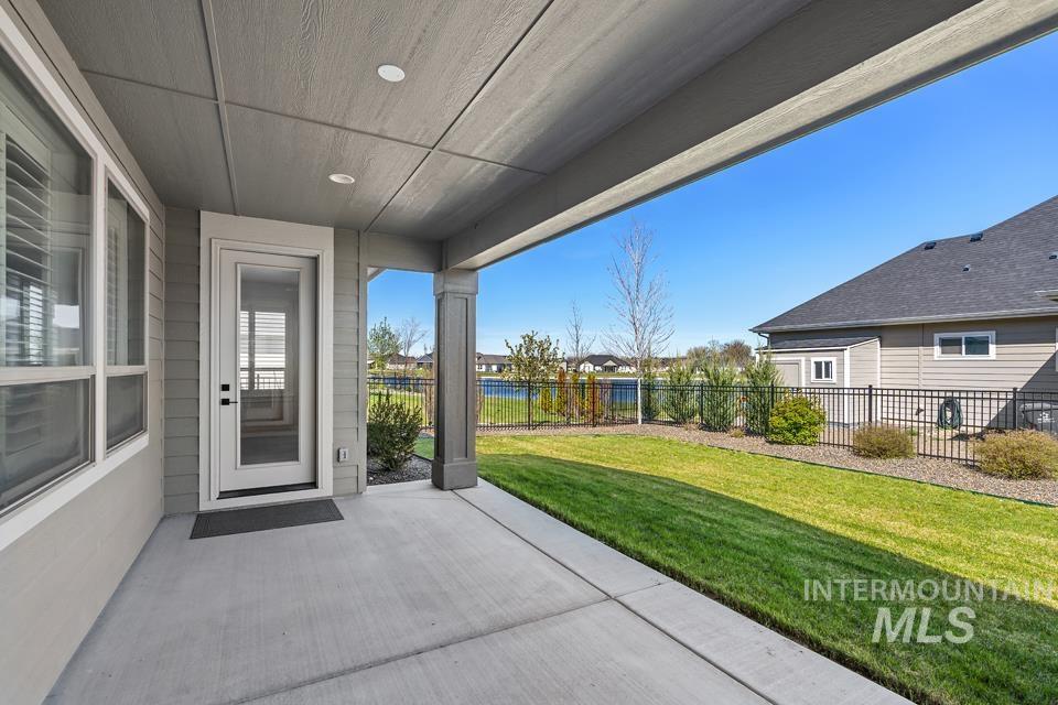 10084 W Golden Rain St., Star, Idaho 83669, 6 Bedrooms, 4 Bathrooms, Residential For Sale, Price $895,000, 98925525
