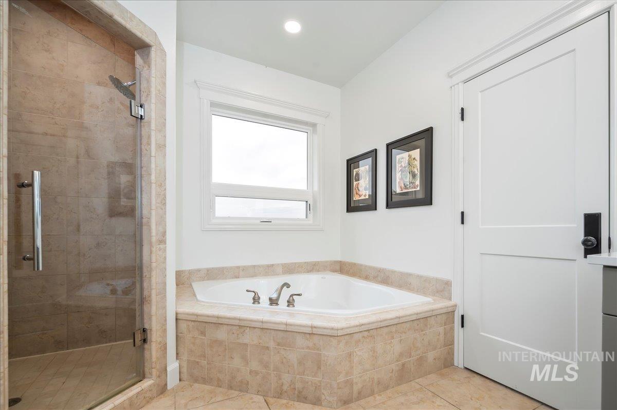 4244 N Cowboy Ln, Star, Idaho 83669, 4 Bedrooms, 3.5 Bathrooms, Residential For Sale, Price $1,850,000, 98925529